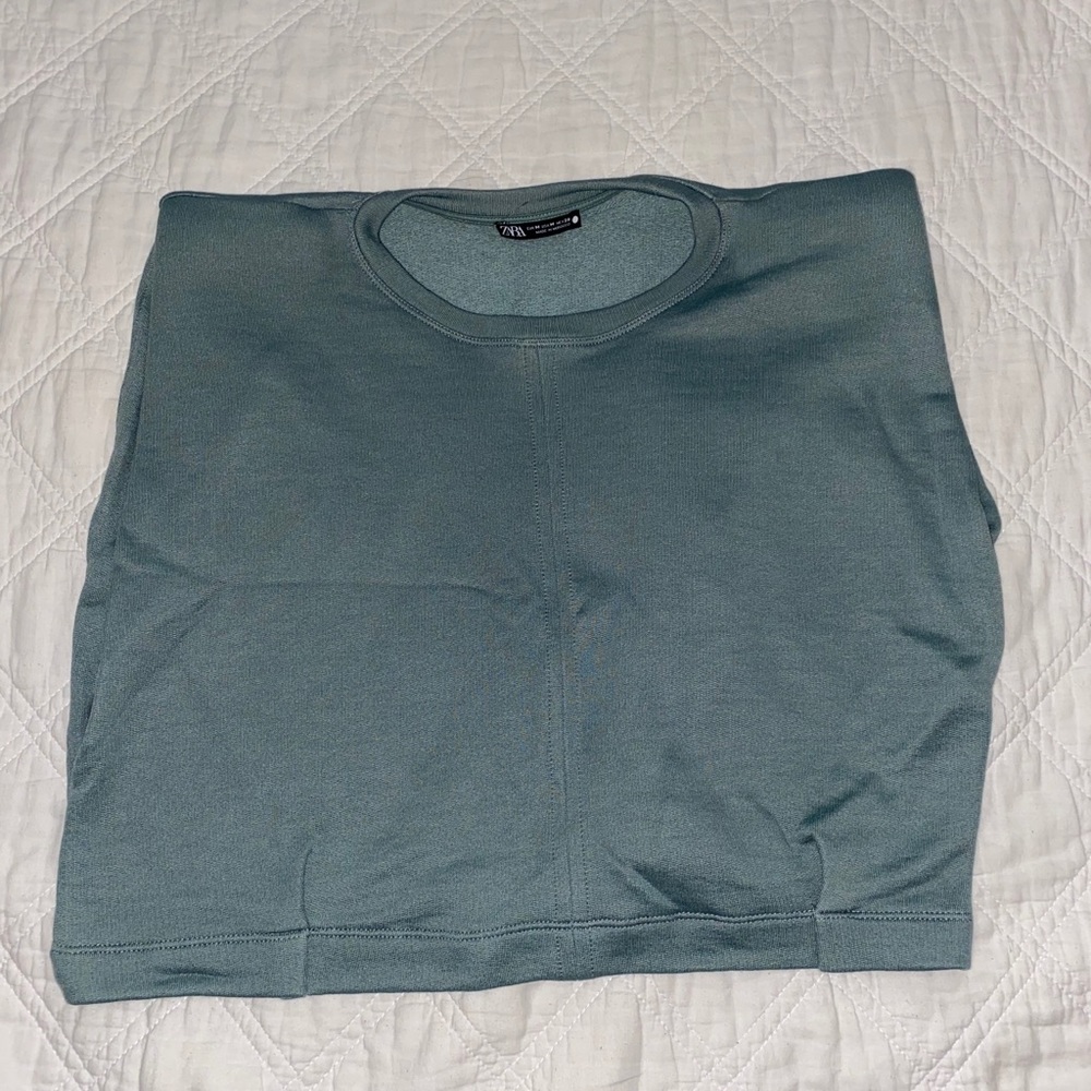 ZARA shoulder pad top